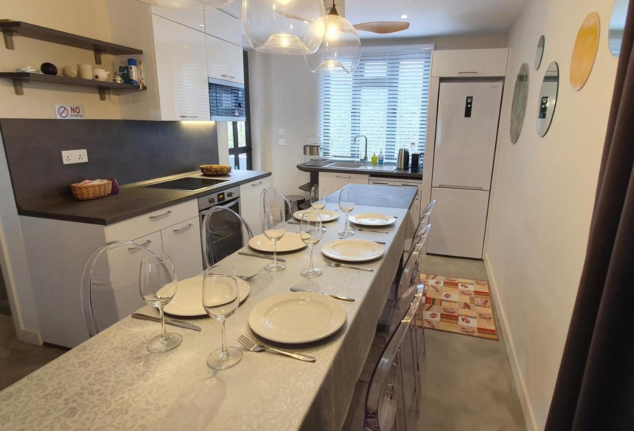Les Cerisiers - Exclusive Beach Residence - 3 Bedroom Modern Apartment, Flic-en-Flacq Zewnętrze zdjęcie
